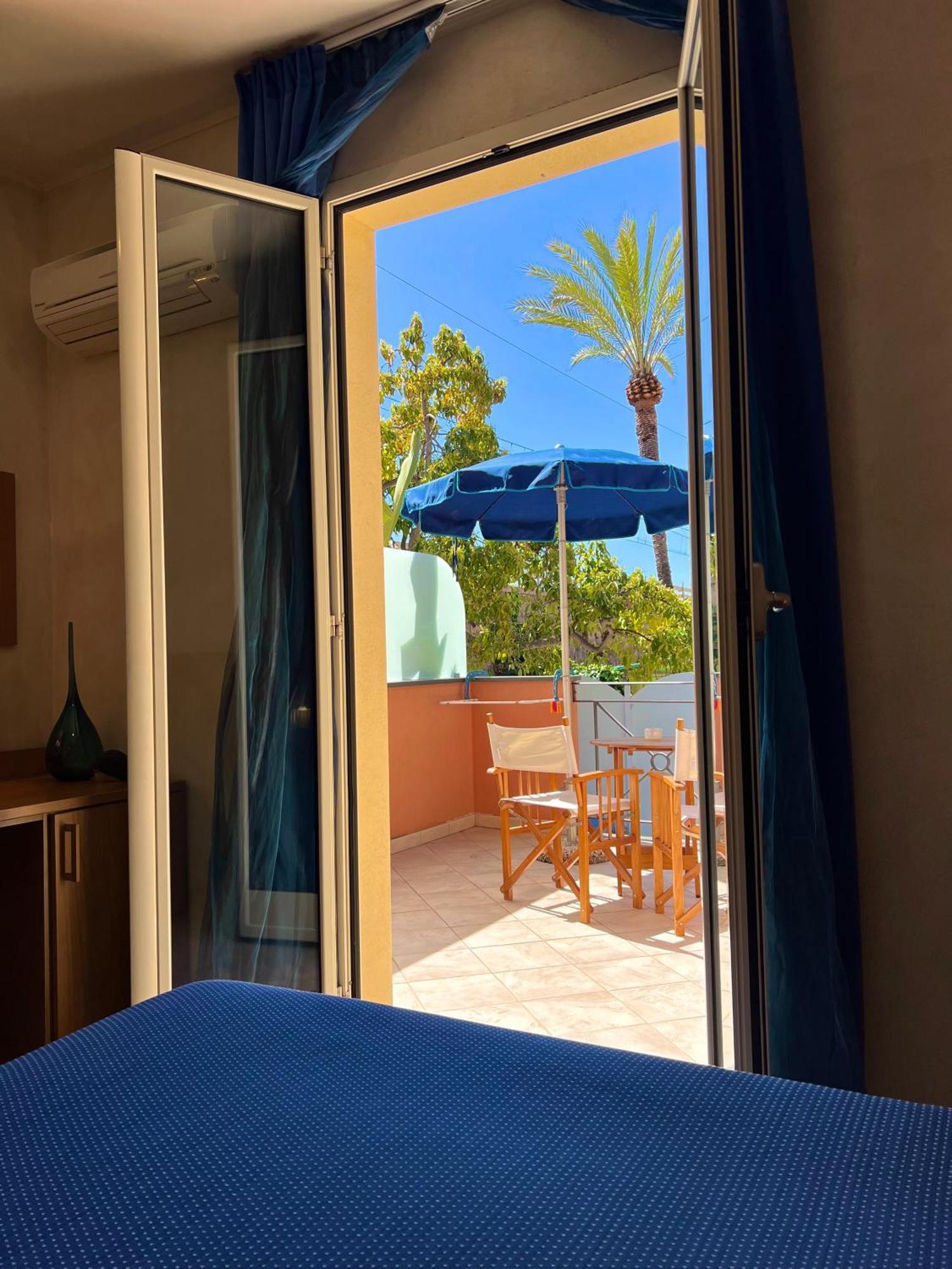 לינה וארוחת בוקר בורדיגרה Acqua Di Mare מראה חיצוני תמונה
